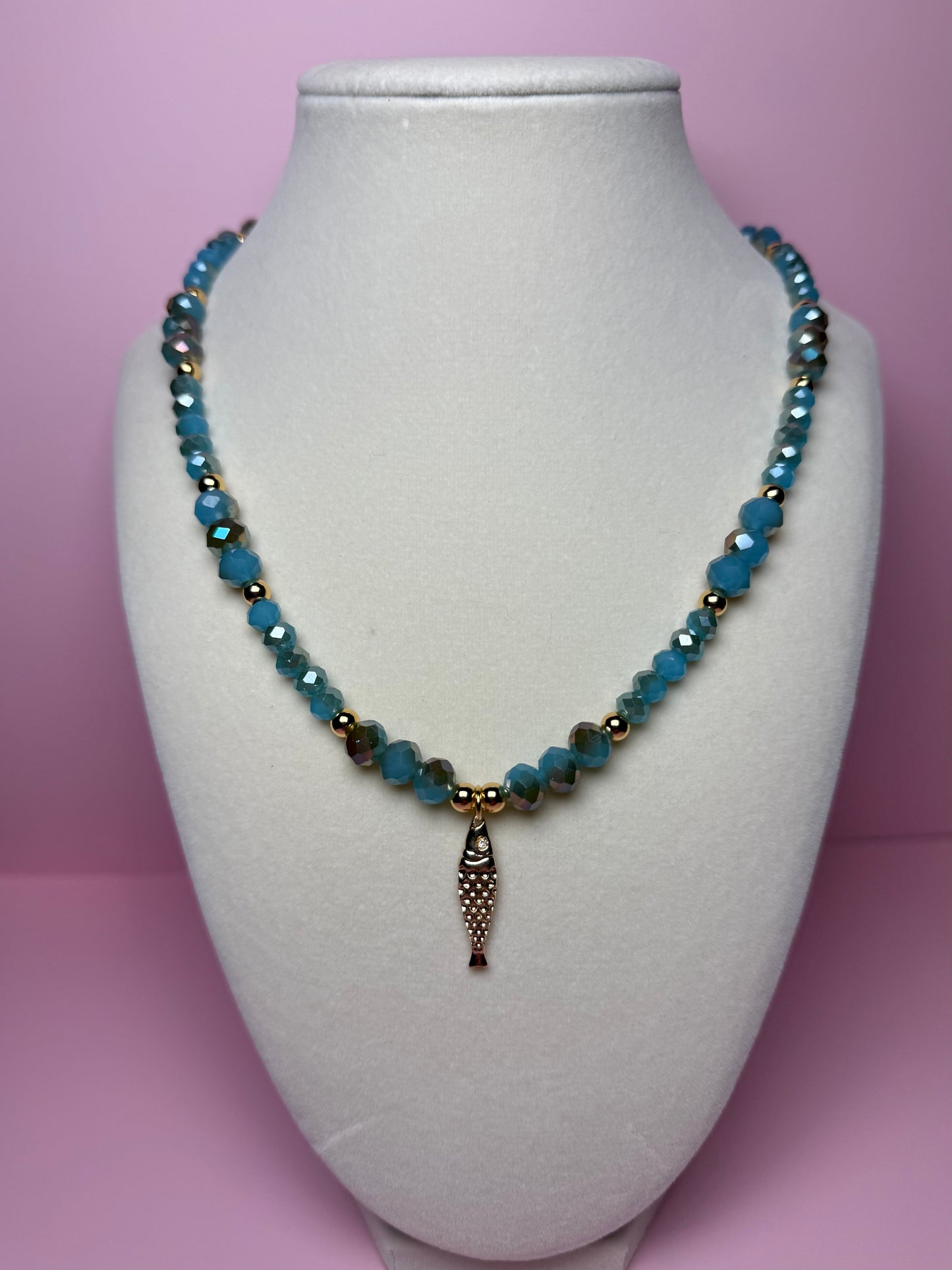 Lake magic necklace